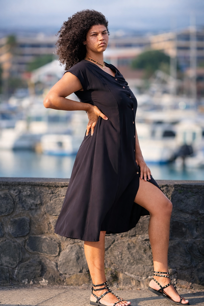 Élégance Noire Intemporelle NOIR OU ROUGE